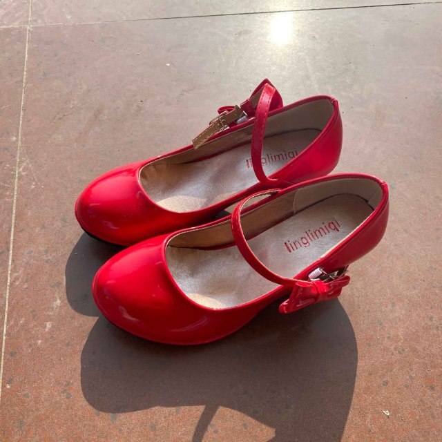 Girls Leather Shoes